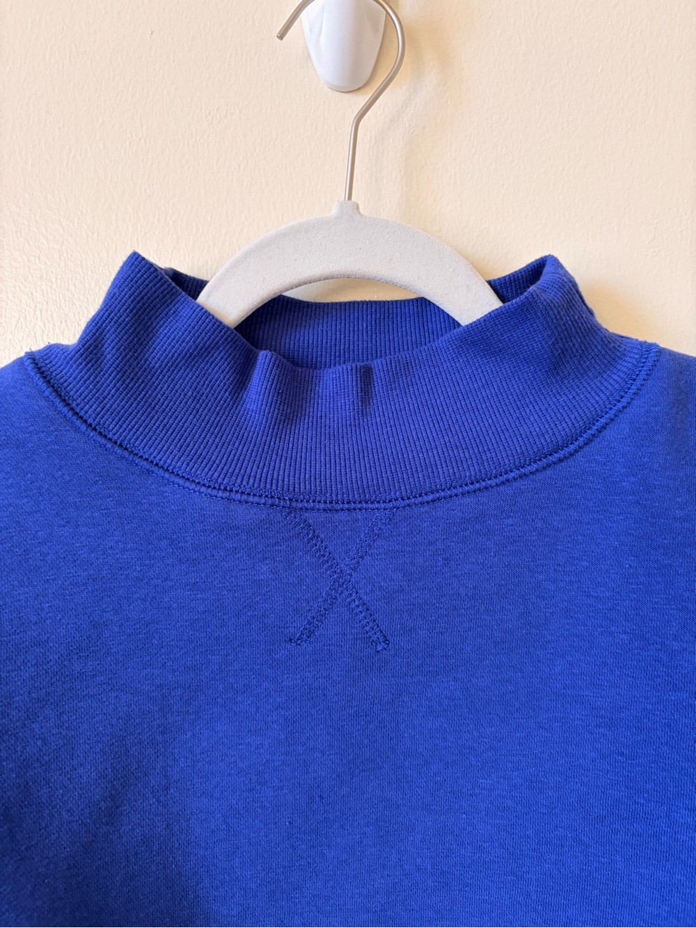 Blogilates Cropped Mock Neck Sweatshirt M - Picture 2 of 7
